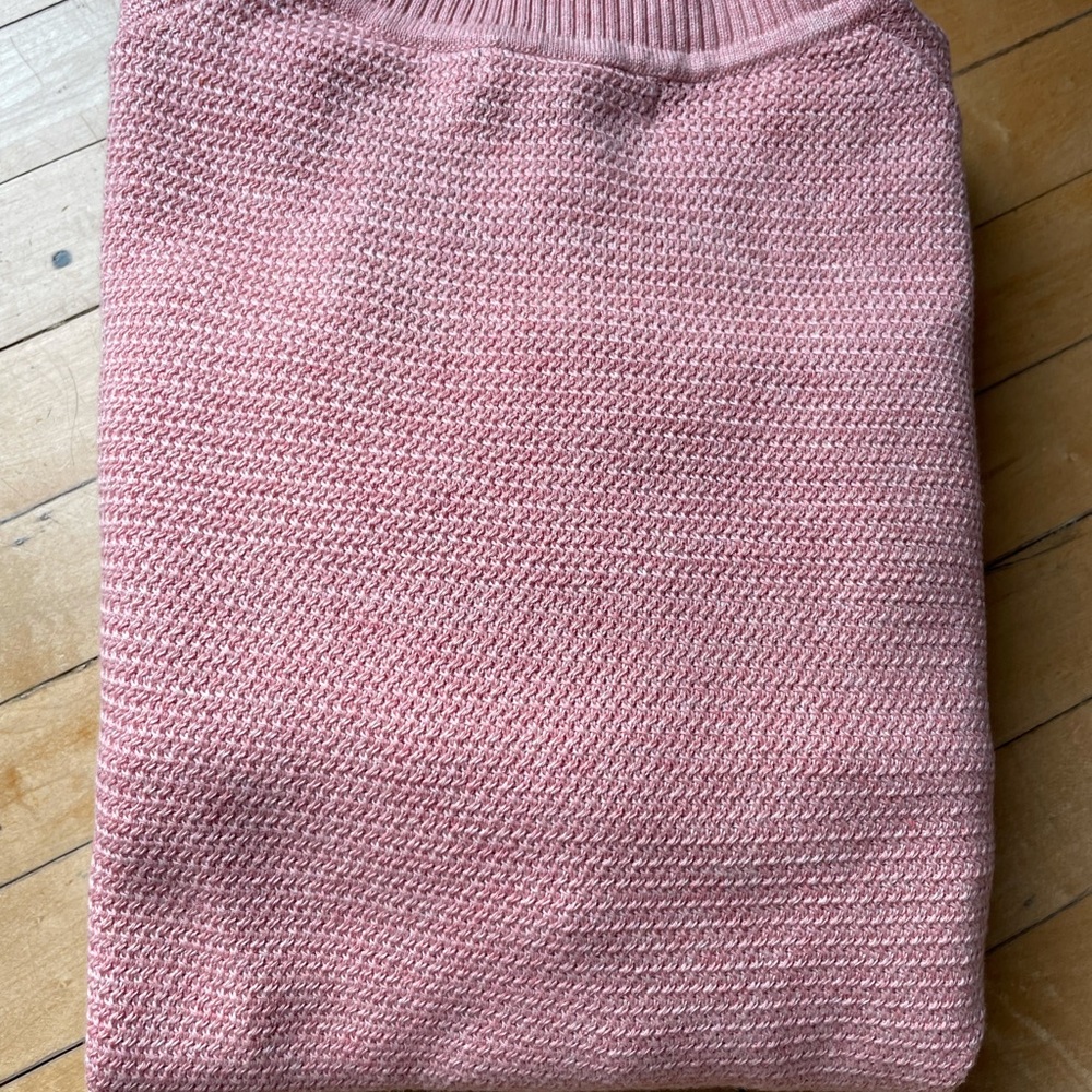Banana Republic Supima Cotton Salmon Sweater - S